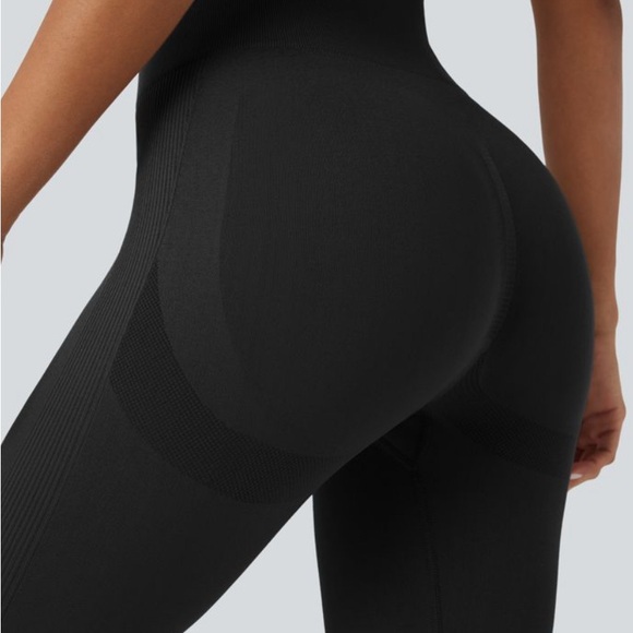 HALARA High Waisted Leggings - Picture 4 of 5